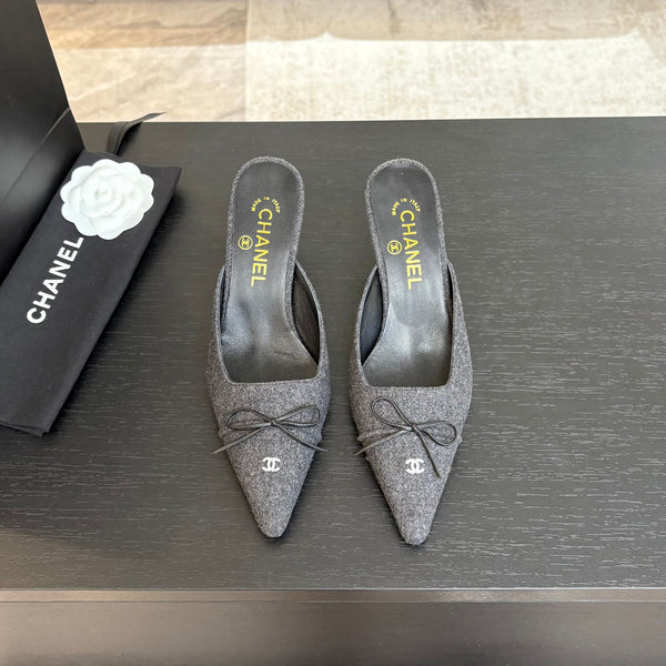 MULE CON TACCO ALTO 65 MM IN FELTRO GRIGIO TOPO