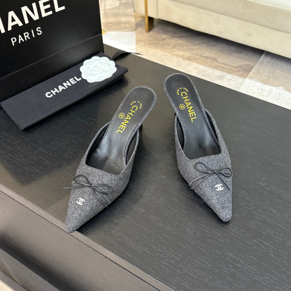 MULE CON TACCO ALTO 65 MM IN FELTRO GRIGIO TOPO