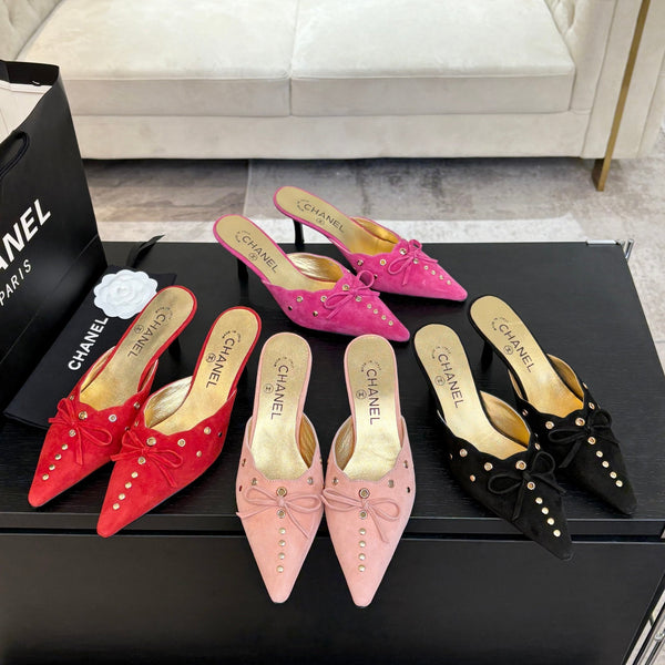 MULE CON TACCO ALTO 65 MM IN CAMOSCIO ROSSO CARAMELLA