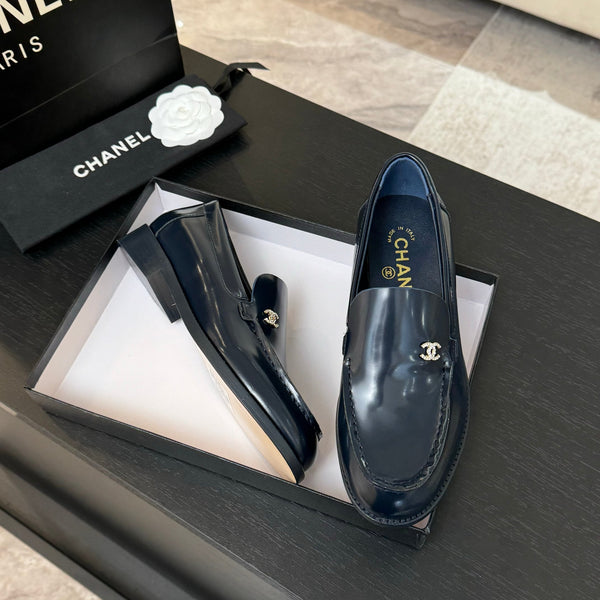 CC 25C Moccasins Dark Blue Patent Leather