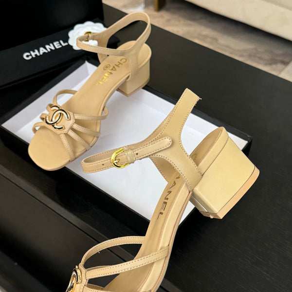 CC 45mm Sandal DarkCream Sheepskin 212928