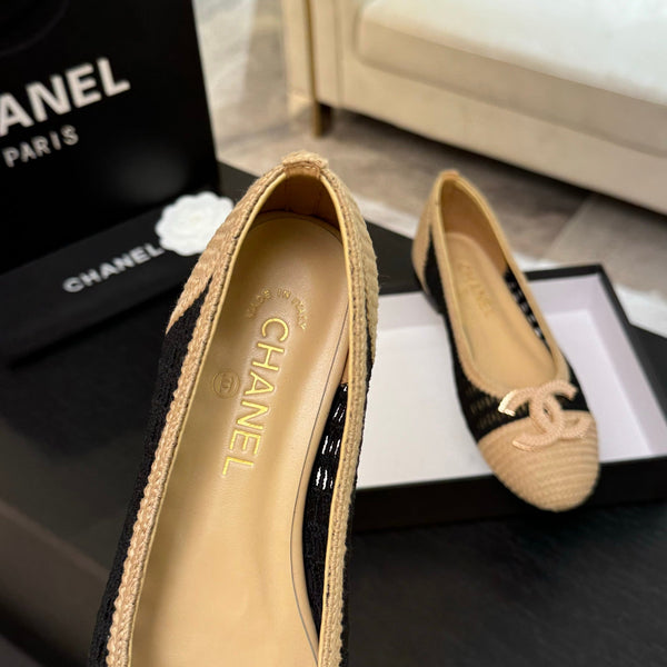 CC 25P Ballet Flat Black Beige Raffia Large Logo