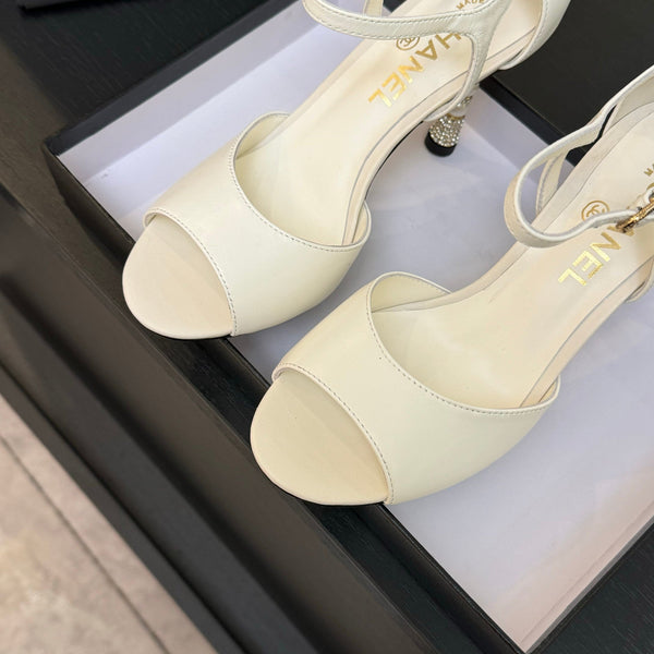 CC 25S Sandal Heel 85mm White Calfskin