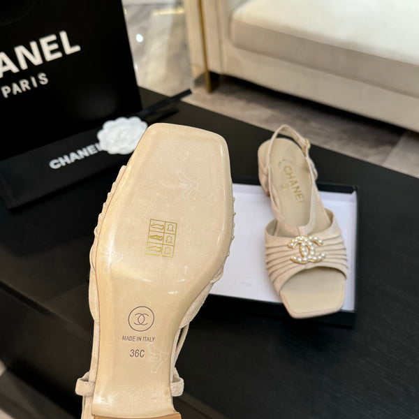 CC 25S Sandal Heel 50mm Beige Suede Kidskin Pearl Logo
