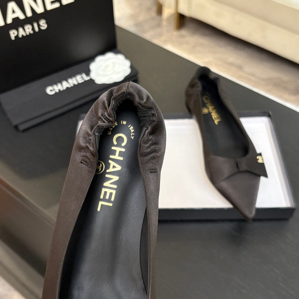 CC 25A Ballerina Black Satin And Sheepskin 373779