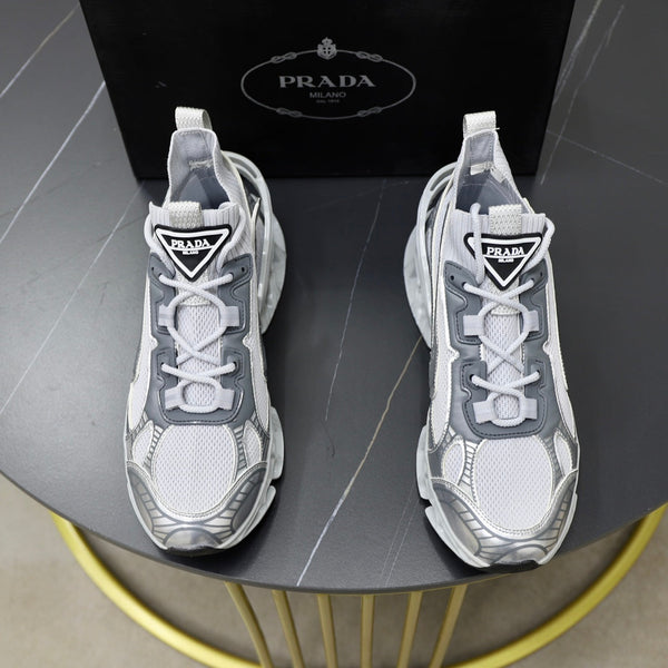 PRA RUNNING SHOES BLADE IN SILVER BREATHABLE MESH