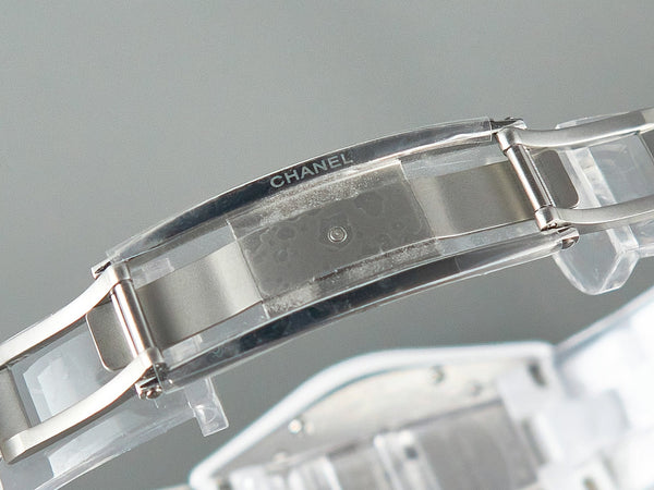 J12 Quartz White Ceramic Pink Diamond Numerals White Dial