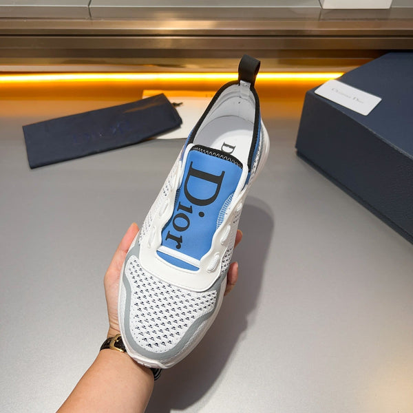 CD BASKETBALL SHOES WHITE AND COBALT BREATHABLE FABRIC