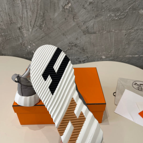 Sneakers HM Bouncing 35 in rete grigia, tela trasparente e pelle scamosciata di capra H, nero, marrone chiaro