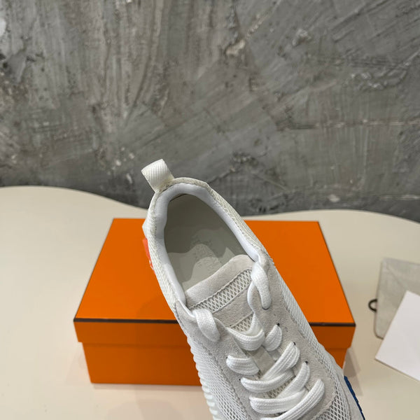 Sneakers HM Bouncing 35 in tela a rete grigia e pelle di capra scamosciata H blu arancione