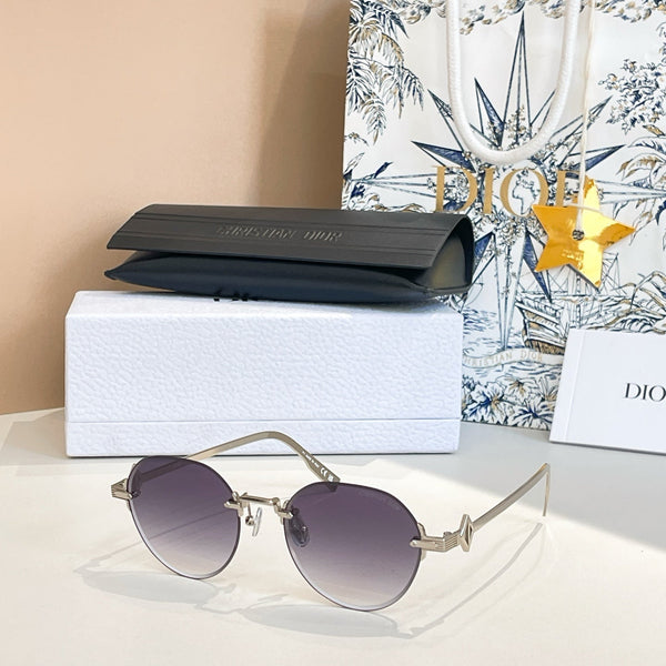 MONTAIGNE SUNGLASS CD DIAMOND R5U IN METAL