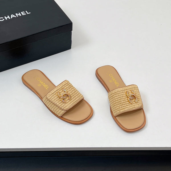 CC Slippers In Dark Beige Palm Fiber 149727