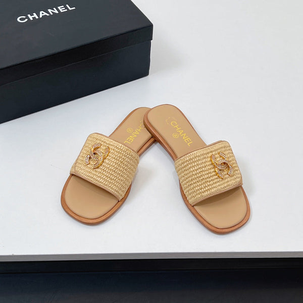 CC Slippers In Dark Beige Palm Fiber 149738