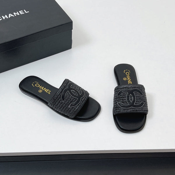 CC Slippers In Black Palm Fiber 149740