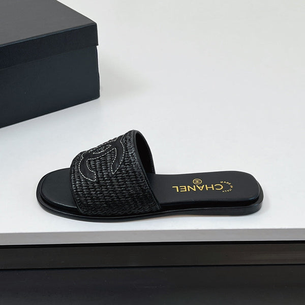 CC Slippers In Black Palm Fiber 149740