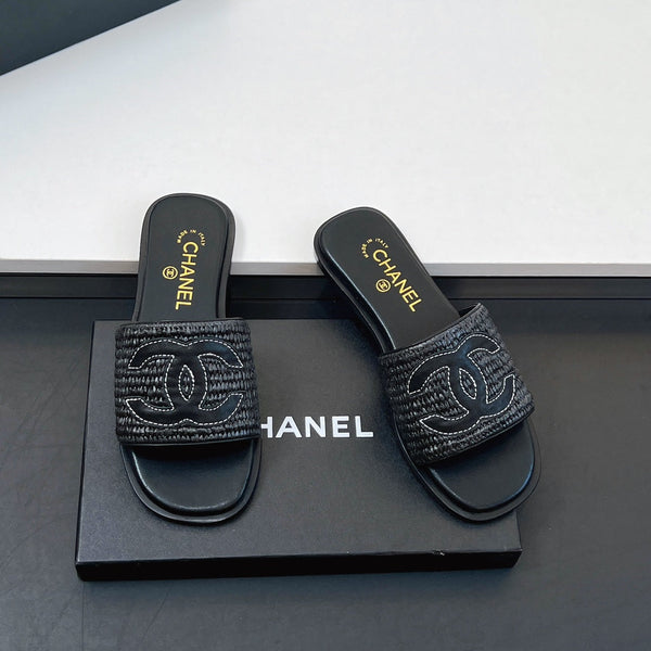 CC Slippers In Black Palm Fiber 149740