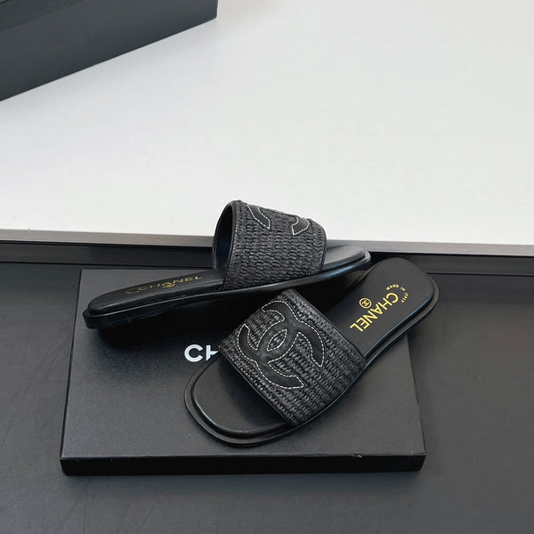 CC Slippers In Black Palm Fiber 149740