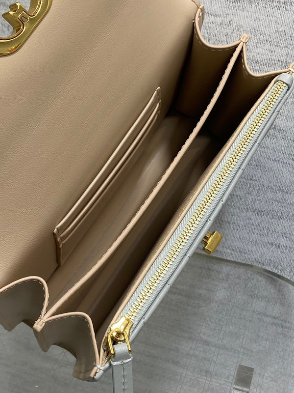 CD Miss Caro 17 Bag Ivory Calfskin 229252