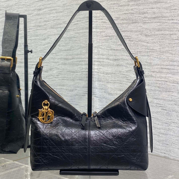 CD VOYAGE handbag 28 Black Crinkled Calfskin