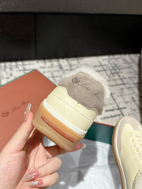 LP Tennis Walk Sneaker In Ivory White Mix Light Grey Lambskin Lined With Wool Fleece 985657