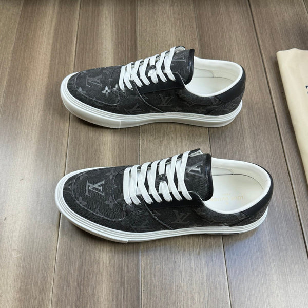 LV TRAINER SNEAKER IN BLACK MONOGRAM DENIM