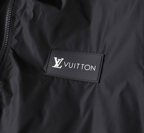 LV HOODED JACKET BLACK 239040