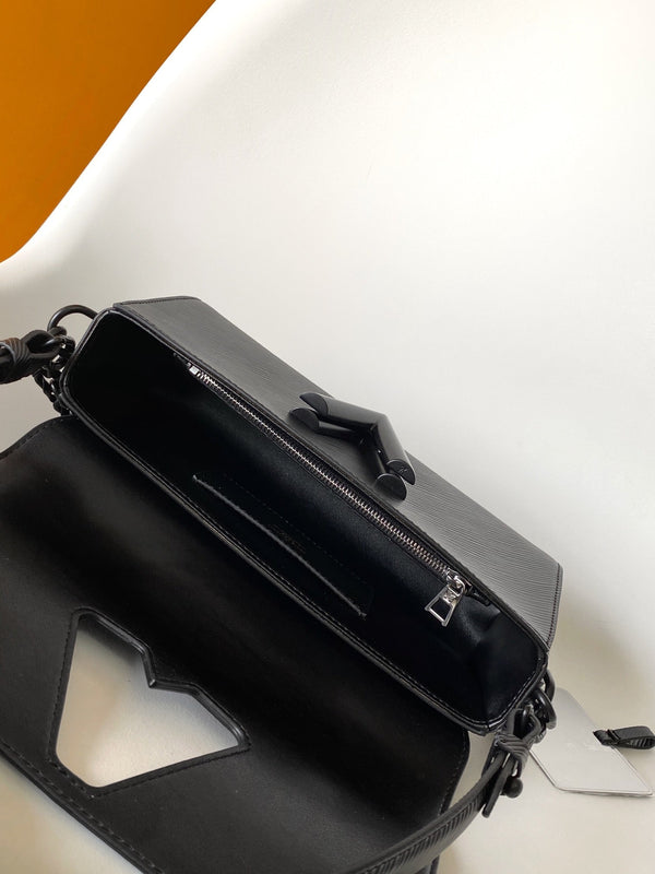 LV Twist West 23.5cm Bag All Black Leather 252678