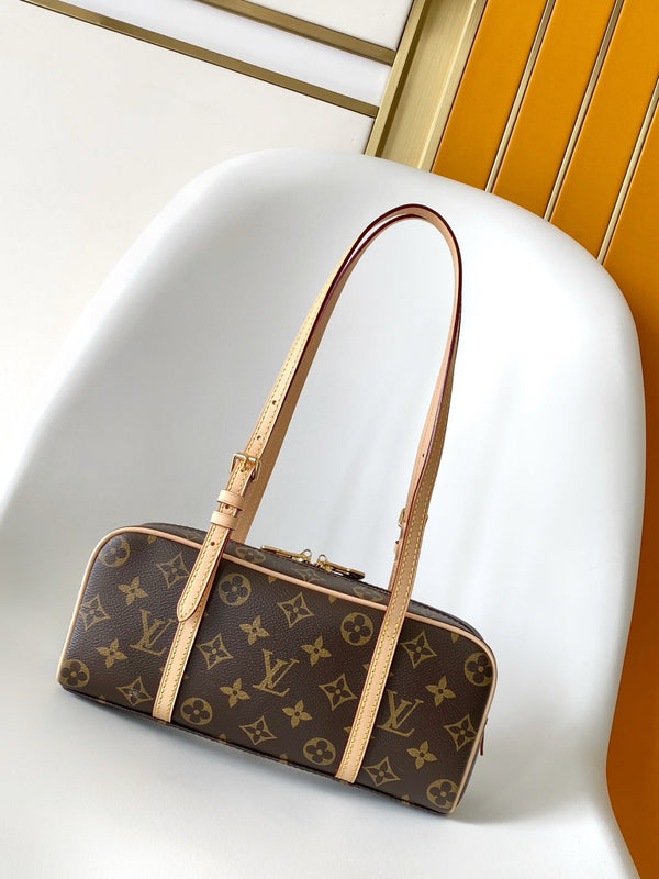 LV Hang On Handbag 26cm Brown Monogram Canvas GHW