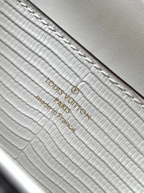 LV 25s Rose Des Vents Handbag 19cm White Lizard GHW