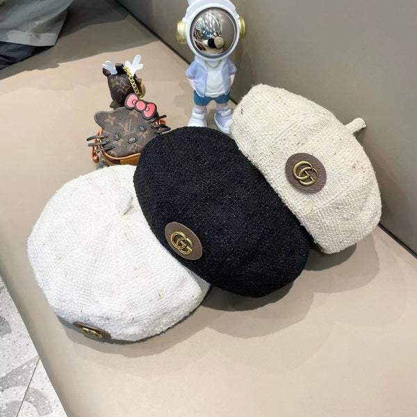 BERRET HAT IN BLACK TWEED 394272