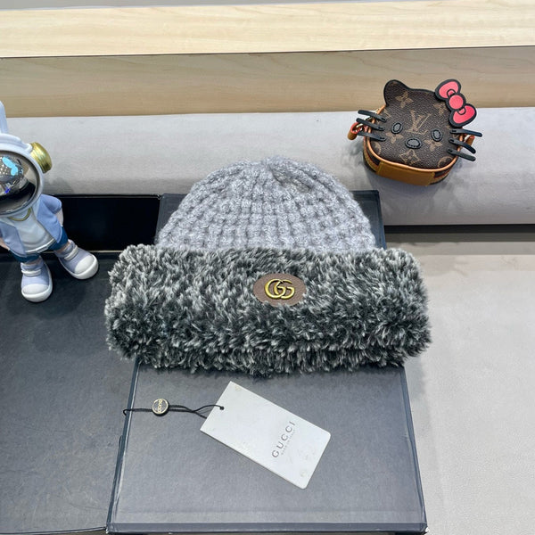 BEANIE HAT IN COIN GRAY WOOL AND FLEECE 399545