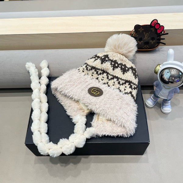 BEANIE HAT IN COLORFUL WOOL 400961