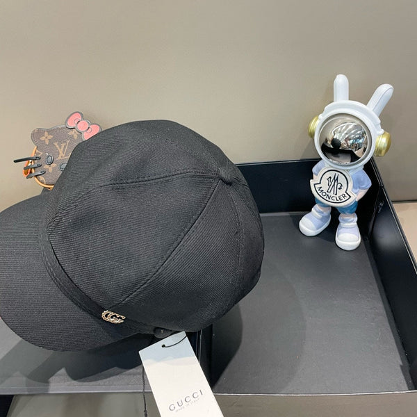 BAKER BOY CAP IN BLACK FABRIC 400796