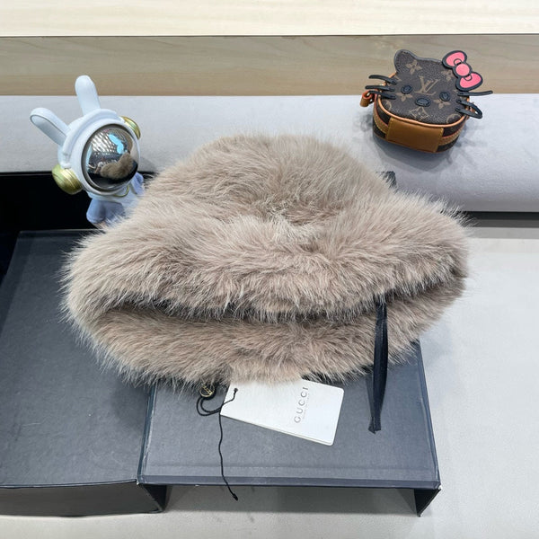 BUCKET HAT IN KHAKI BROWN FOX FUR 404749