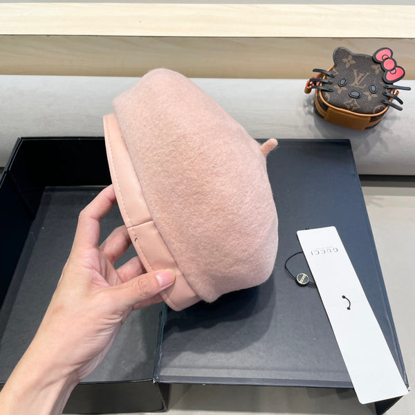 BERET HAT IN LIGHT PINK WOOL 406887