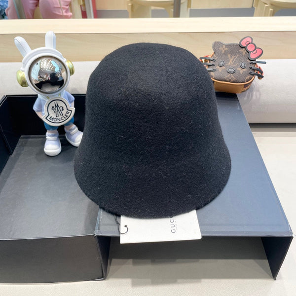 BLACK BUCKET HAT 411347