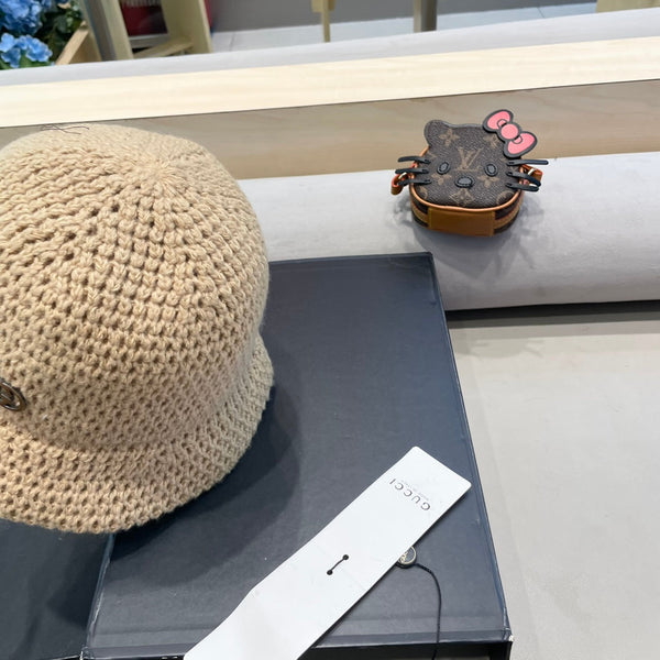 CAPPELLO A SECCHIELLO IN MAGLIA DI LANA MARRONE TORTILLA 413397 