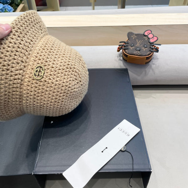 CAPPELLO A SECCHIELLO IN MAGLIA DI LANA MARRONE TORTILLA 413397 