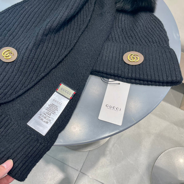 SET SCIARPA E CAPPELLO IN LANA NERA 414779 