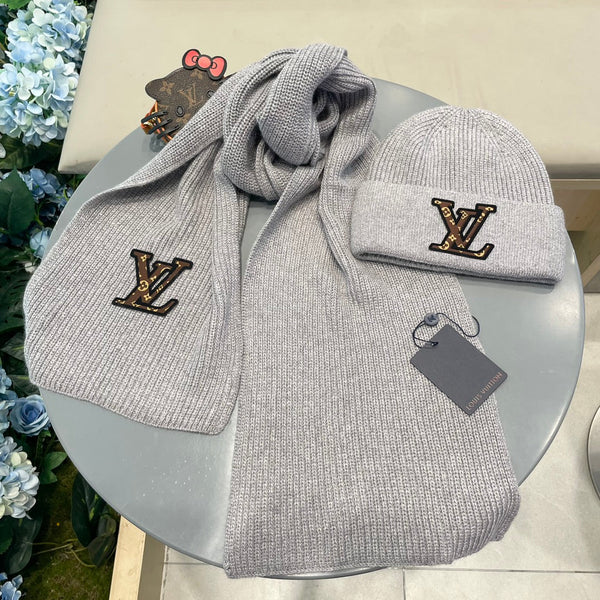 SET SCIARPA E CAPPELLO CLASSICO IN LANA GRIGIA 414787 