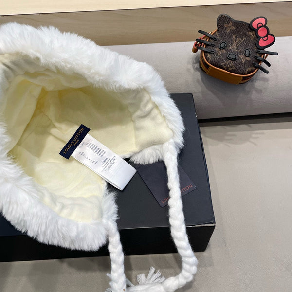 KNITTED BEANIE HAT IN WHITE WOOL WITH JAPANESE CAT EARS 421259