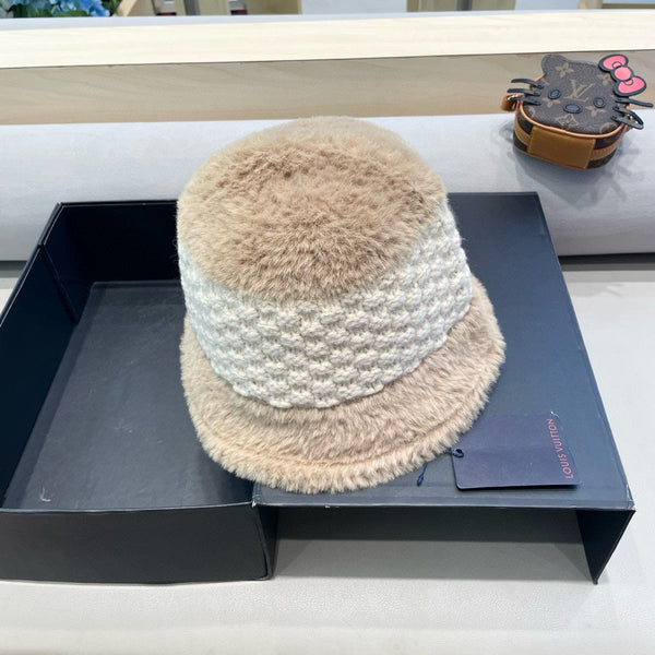 CAPPELLO A SECCHIELLO IN LANA BIANCA MISTA BEIGE 421039