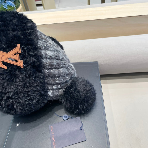 KNITTED BEANIE HAT IN BLACK MIX GRAY WOOL WITH CUTE BEAR EARS 422498