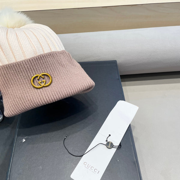 BEANIE HAT IN LIGHT BROWN MIX WHITE WOOL AND FOX FUR 422502