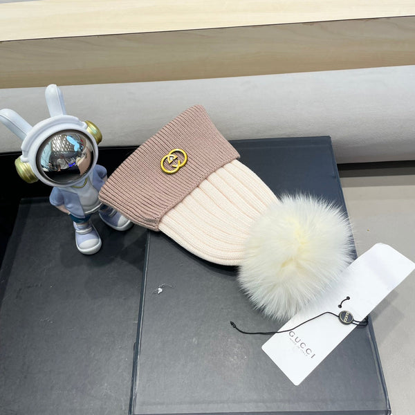 BEANIE HAT IN LIGHT BROWN MIX WHITE WOOL AND FOX FUR 422502