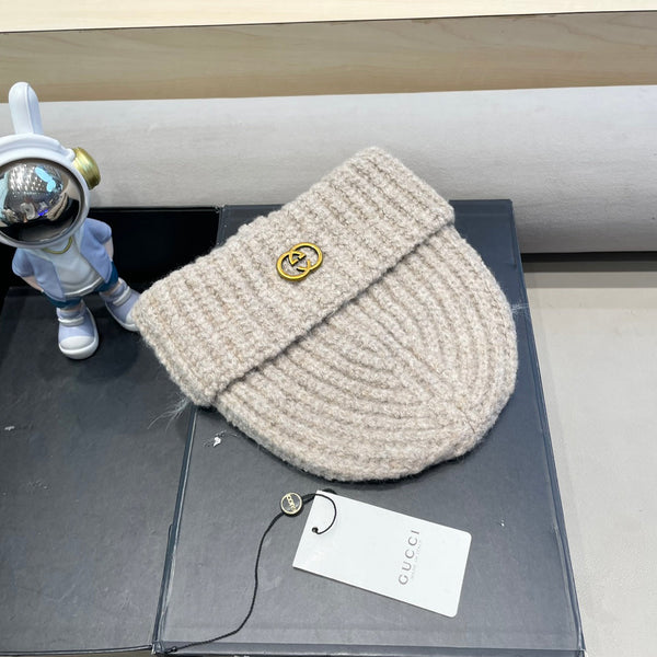 BEANIE HAT IN ECRU BEIGE WOOL 428125