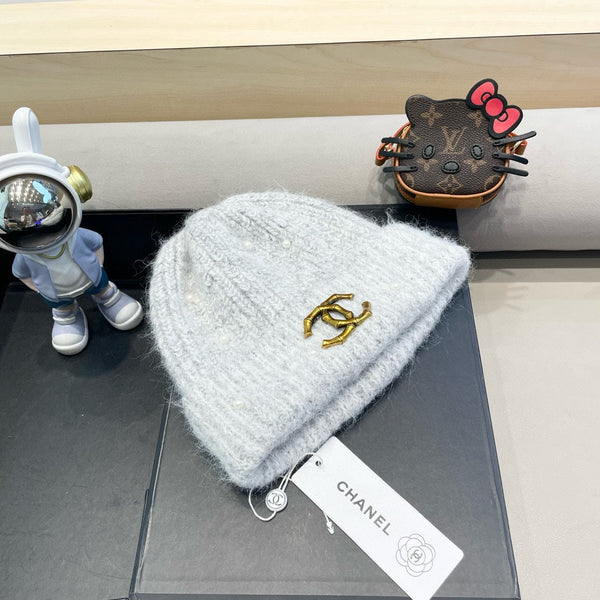 BERRETTO IN LANA GRIGIO NUVOLA 430081 