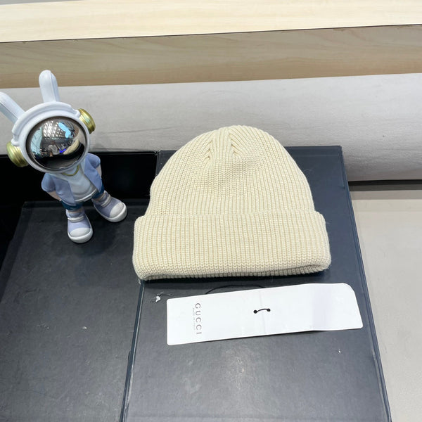 BEANIE HAT IN BISQUE BEIGE WOOL 433461