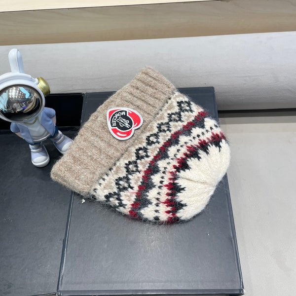 BEANIE HAT IN COLORFUL WOOL 438148