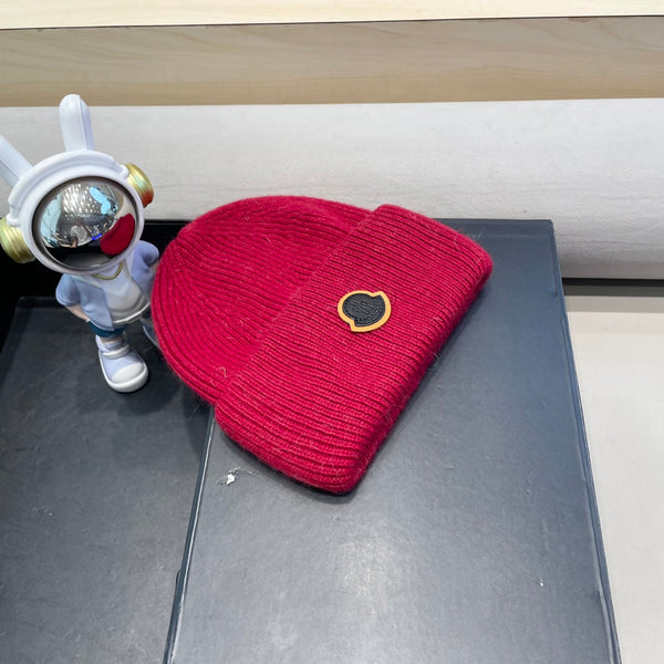 BERRETTO IN LANA ROSSO CILIEGIA 438124 